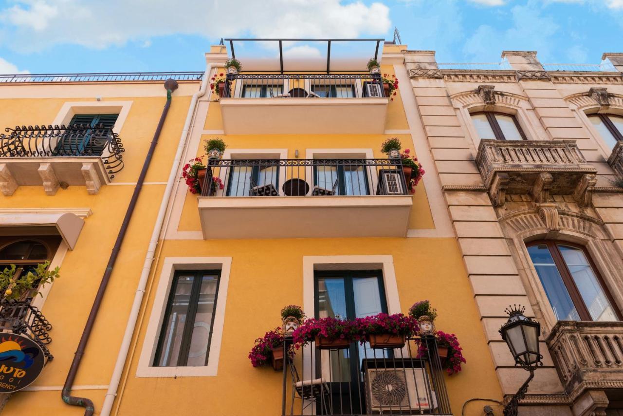 Valentina * Taormina